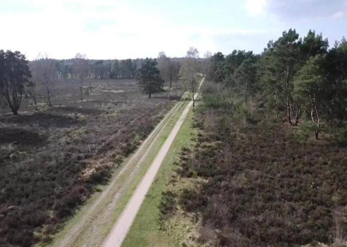 In Veluwe Near Speulderbos بيت للعطل